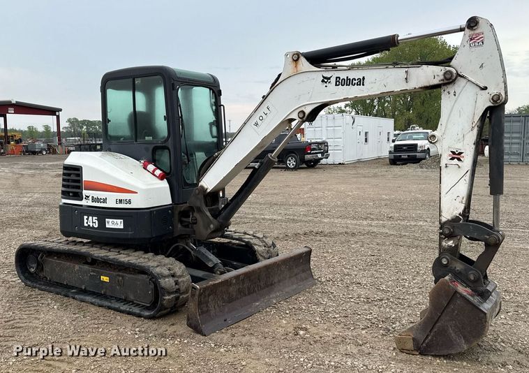 image for item DY8027 2015 Bobcat E45 mini excavator
