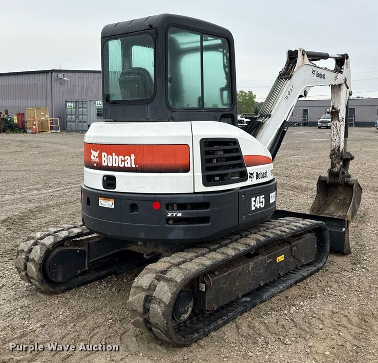 image for item DY8027 2015 Bobcat E45 mini excavator