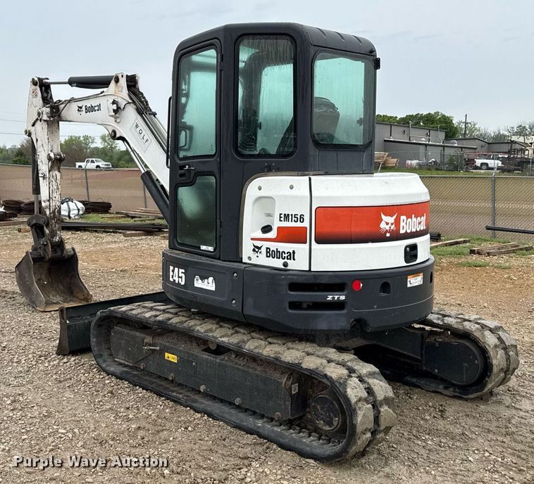 image for item DY8027 2015 Bobcat E45 mini excavator