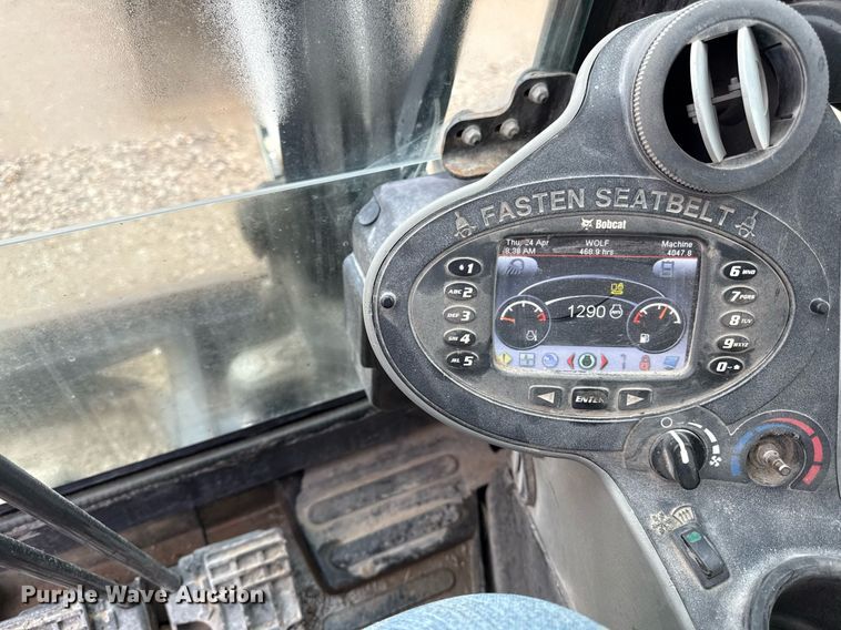 image for item DY8027 2015 Bobcat E45 mini excavator