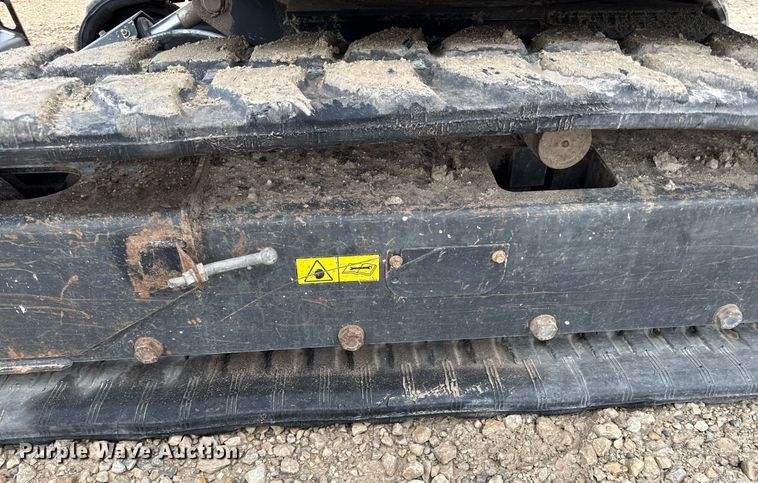 image for item DY8027 2015 Bobcat E45 mini excavator