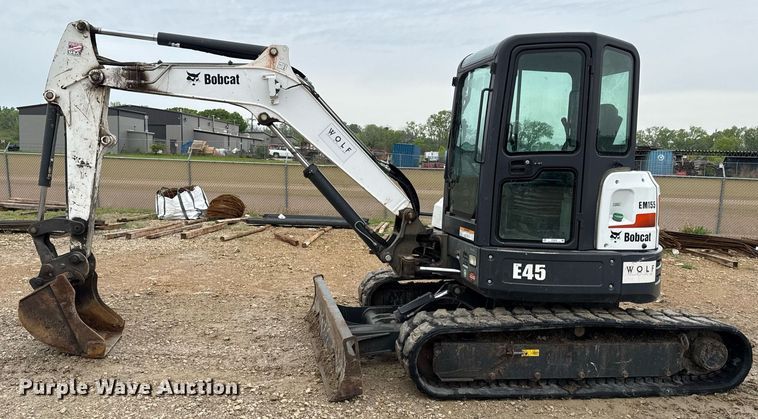 image for item DY8028 2016 Bobcat E45 mini excavator