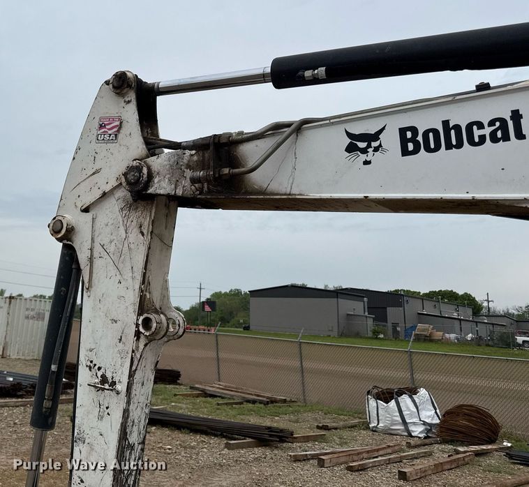 image for item DY8028 2016 Bobcat E45 mini excavator