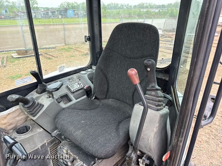 image for item DY8028 2016 Bobcat E45 mini excavator