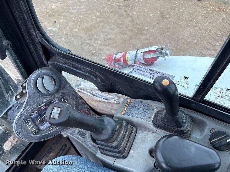 image for item DY8028 2016 Bobcat E45 mini excavator