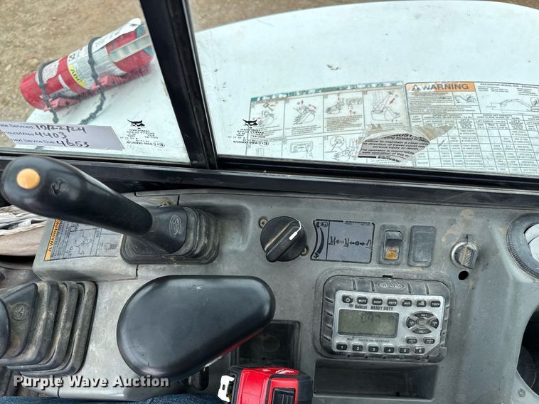 image for item DY8028 2016 Bobcat E45 mini excavator