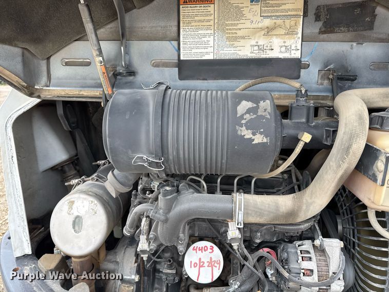 image for item DY8028 2016 Bobcat E45 mini excavator