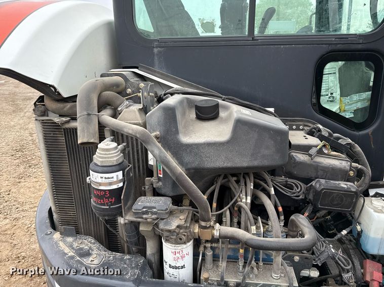 image for item DY8028 2016 Bobcat E45 mini excavator