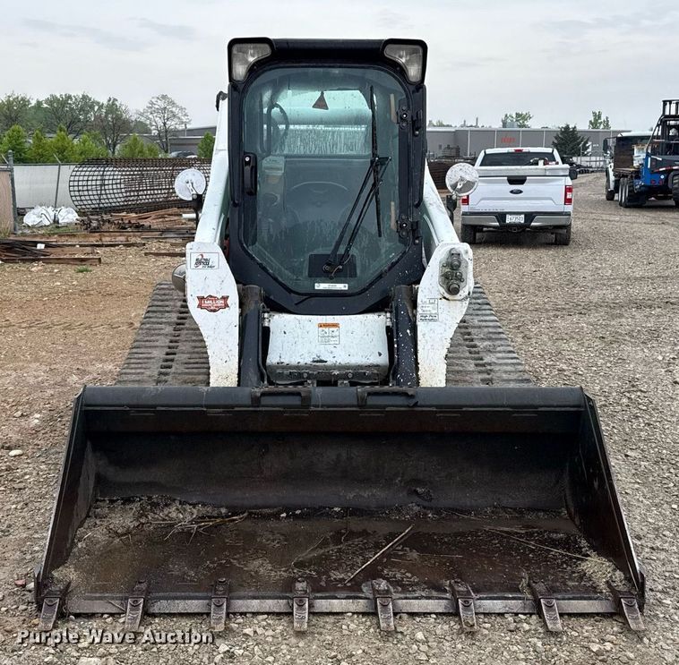 image for item DY8029 2016 Bobcat T750 tracked skid steer loader