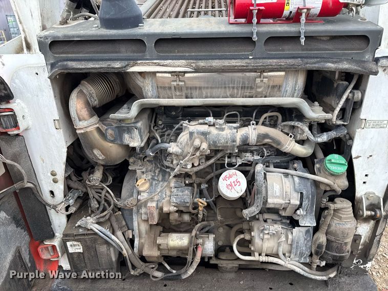 image for item DY8029 2016 Bobcat T750 tracked skid steer loader