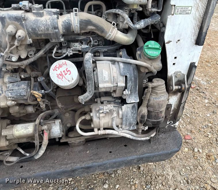 image for item DY8029 2016 Bobcat T750 tracked skid steer loader