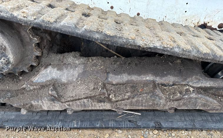 image for item DY8029 2016 Bobcat T750 tracked skid steer loader