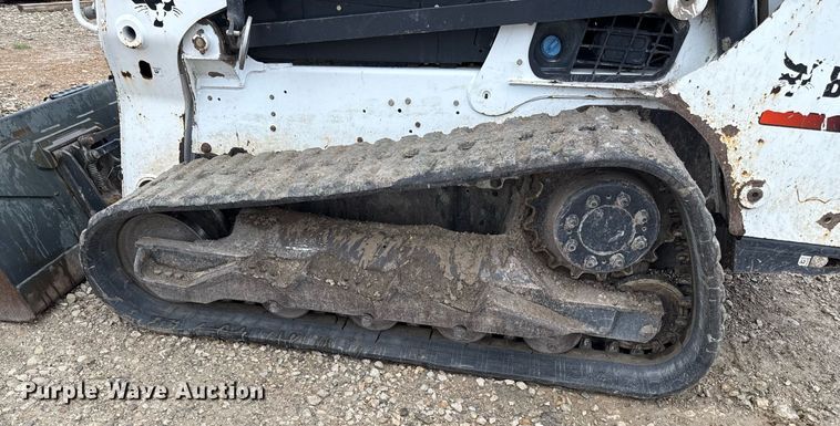 image for item DY8029 2016 Bobcat T750 tracked skid steer loader
