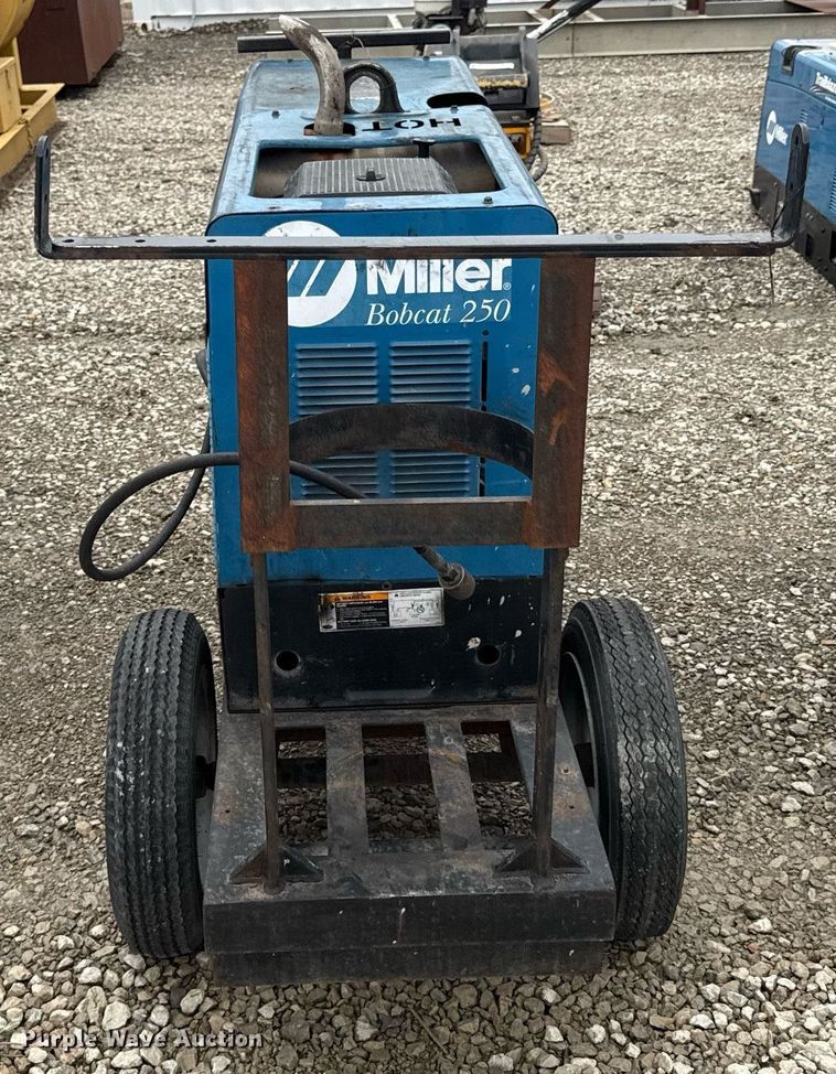 image for item DY8033 Miller Bobcat 250 welder