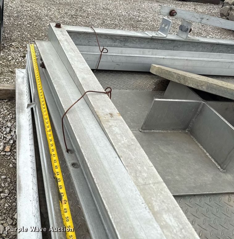 image for item DY8034 (2) roof hatches