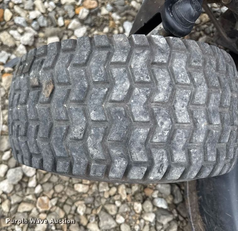 image for item DY8036 2007 Troy Bilt Pony lawn mower