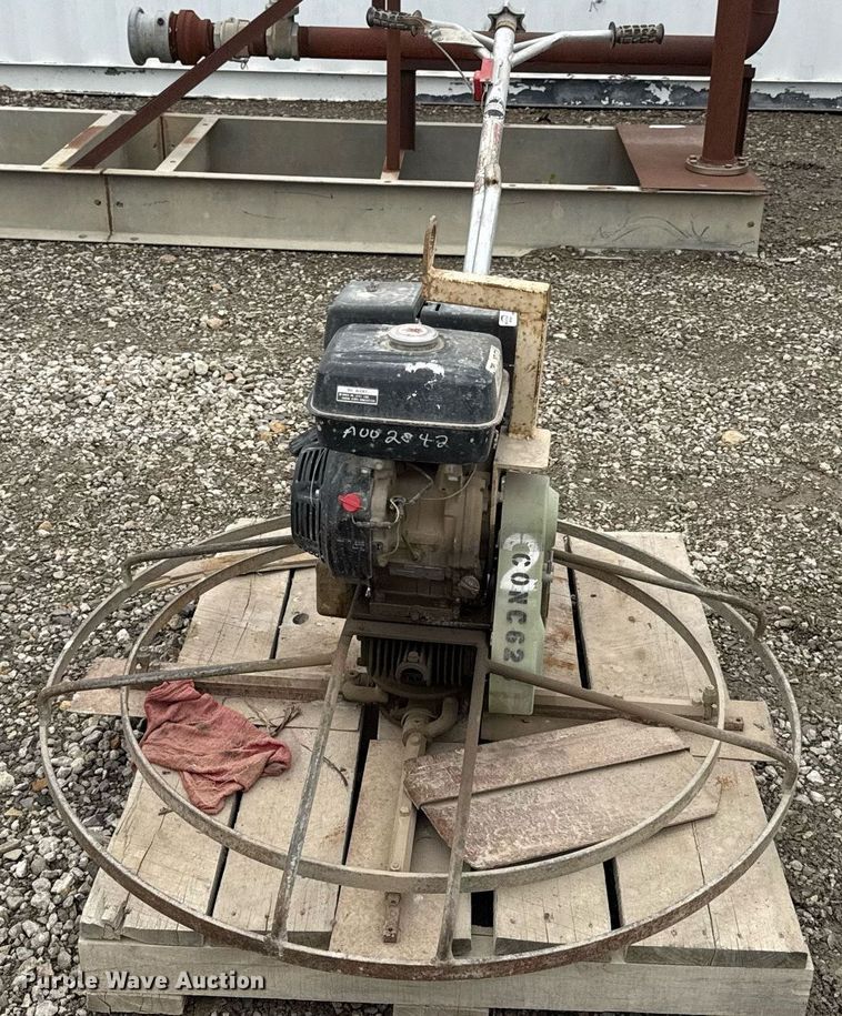 image for item DY8038 Whiteman power trowel