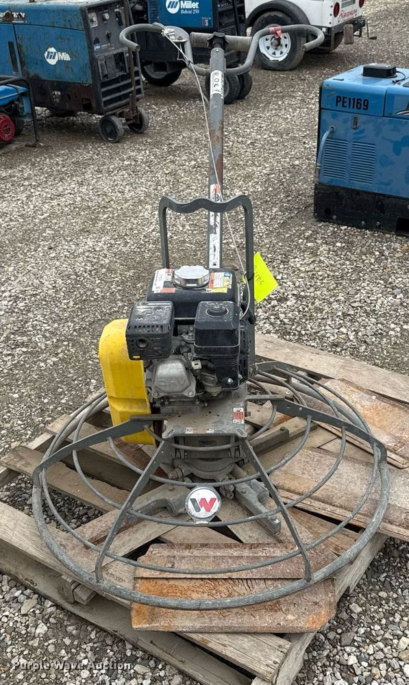 image for item DY8039 Wacker Neuson CT36 power trowel