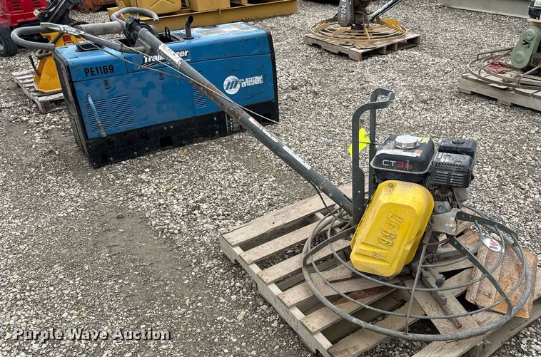 image for item DY8039 Wacker Neuson CT36 power trowel