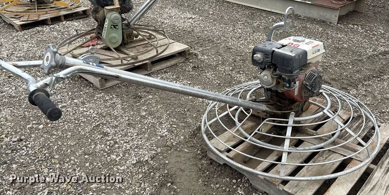 image for item DY8040 Terex power trowel