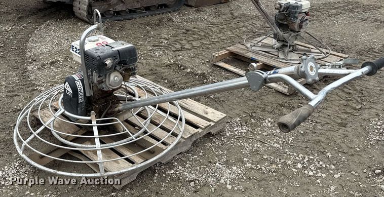 image for item DY8040 Terex power trowel