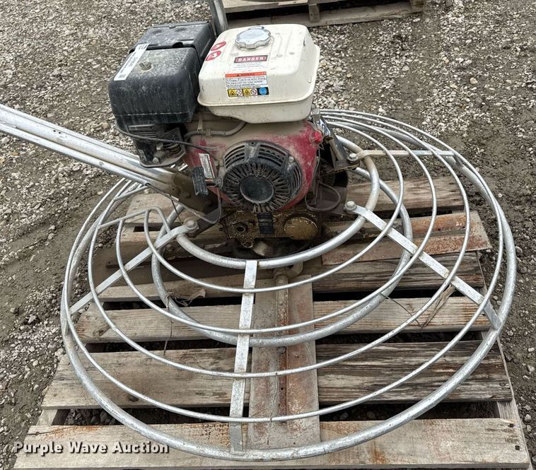 image for item DY8040 Terex power trowel