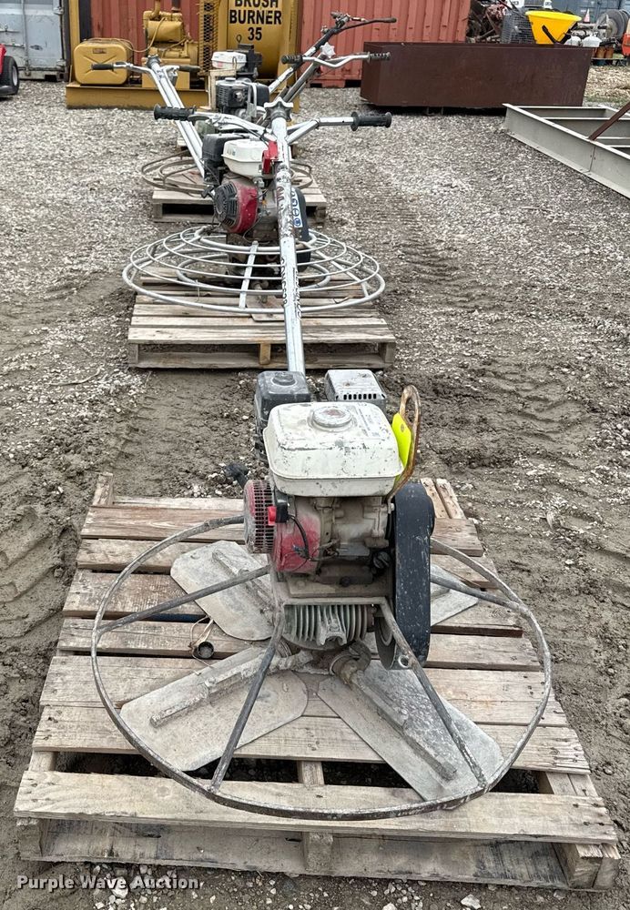 image for item DY8041 Whiteman CONC28 power trowel