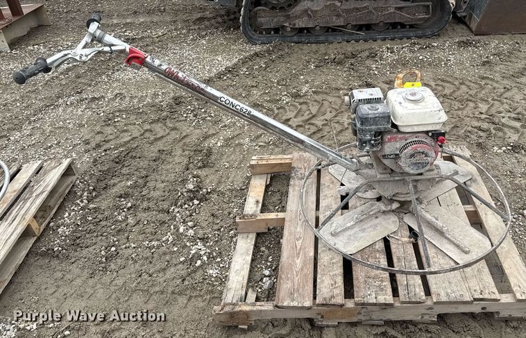 image for item DY8041 Whiteman CONC28 power trowel