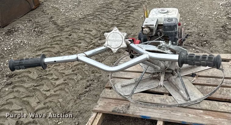 image for item DY8041 Whiteman CONC28 power trowel