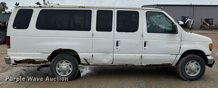 image for item DY8042 2006 Ford E350 Super Duty van