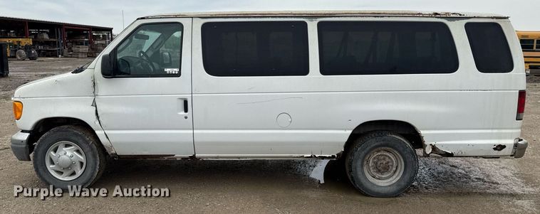 image for item DY8042 2006 Ford E350 Super Duty van
