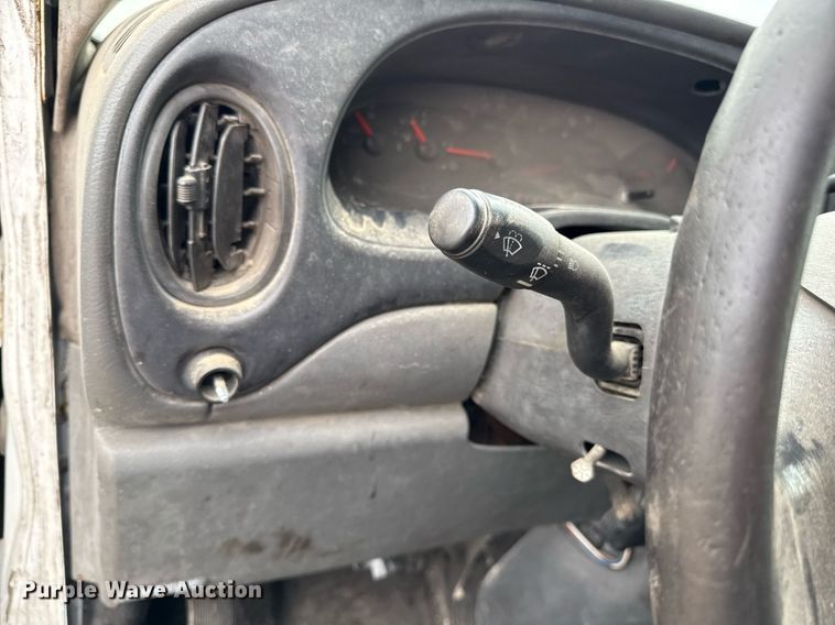 image for item DY8042 2006 Ford E350 Super Duty van