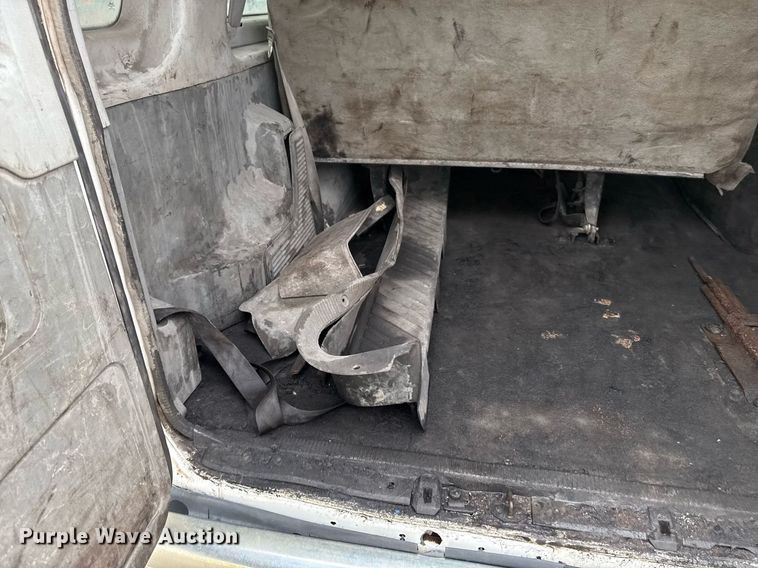 image for item DY8042 2006 Ford E350 Super Duty van