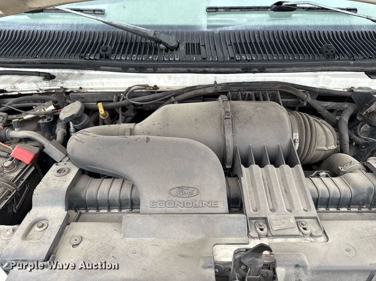 image for item DY8042 2006 Ford E350 Super Duty van