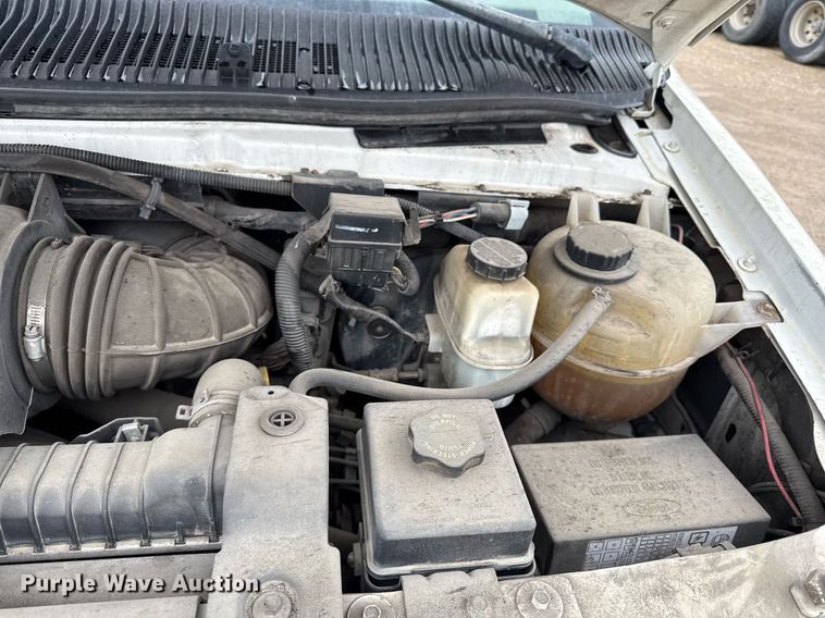 image for item DY8042 2006 Ford E350 Super Duty van