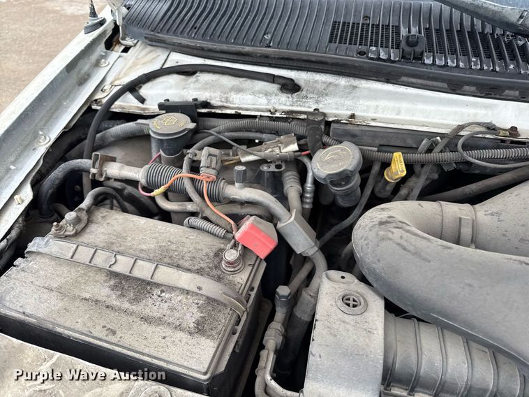 image for item DY8042 2006 Ford E350 Super Duty van