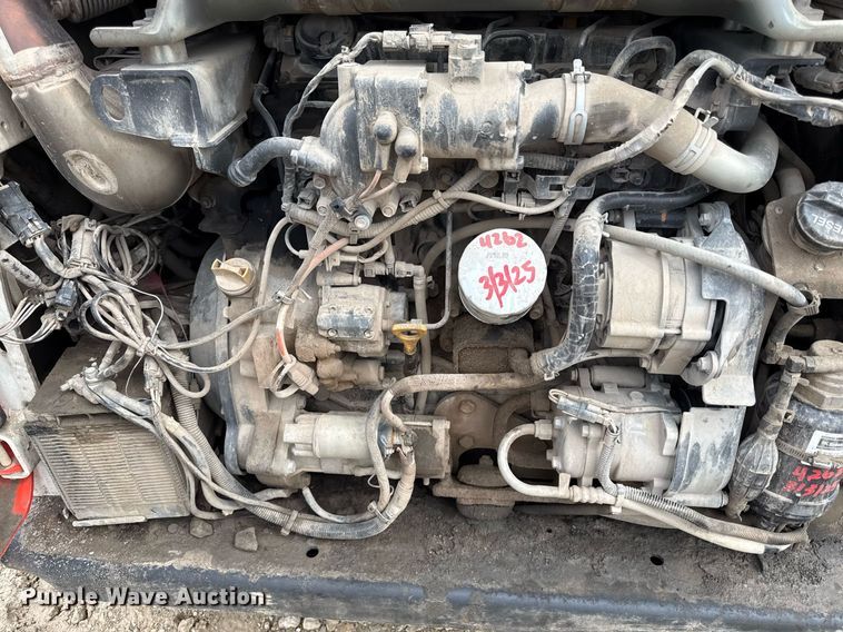 image for item DY8044 2018 Bobcat T770 tracked skid steer loader