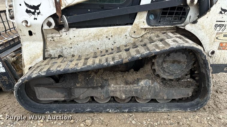 image for item DY8044 2018 Bobcat T770 tracked skid steer loader
