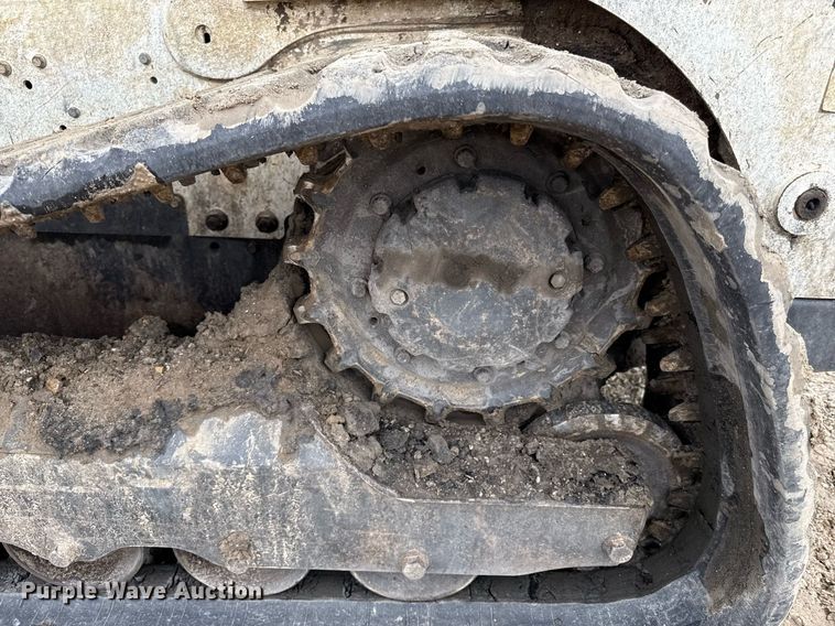 image for item DY8044 2018 Bobcat T770 tracked skid steer loader