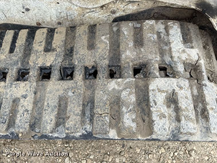 image for item DY8044 2018 Bobcat T770 tracked skid steer loader