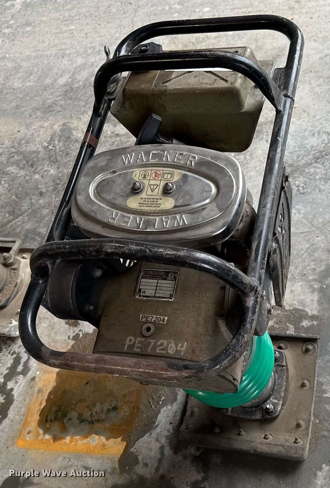 image for item DY8045 Wacker Neuson B962Y plate compactor