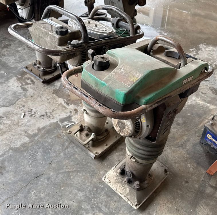 image for item DY8047 (2) Wacker Neuson plate compactors