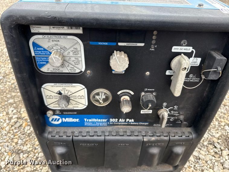 image for item DY8050 Miller Trailblazer 302 Air Pak  welder/generator