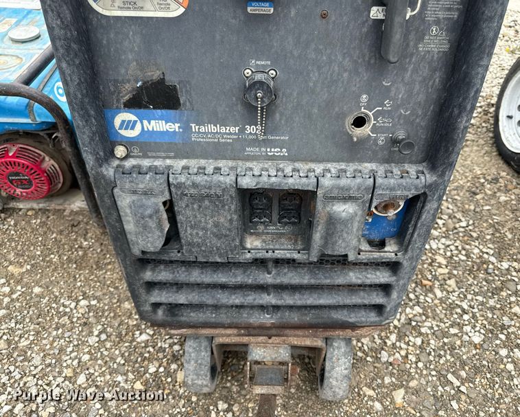 image for item DY8051 (3) welder/generators