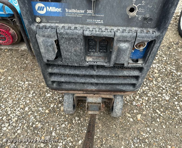 image for item DY8051 (3) welder/generators