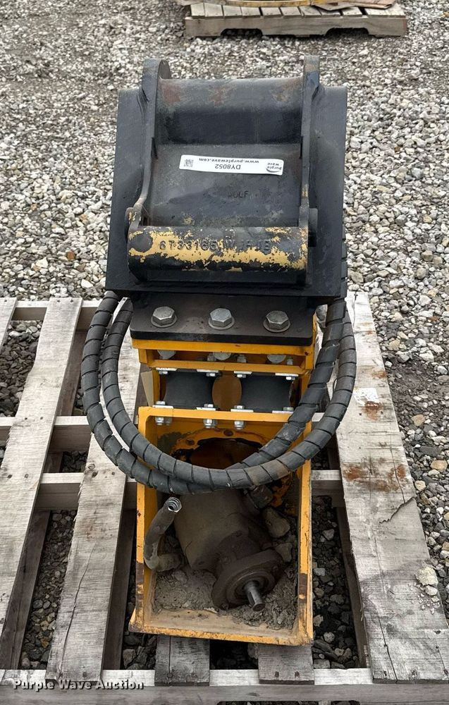 image for item DY8052 Arrowhead Rockdrill ACP350 plate compactor