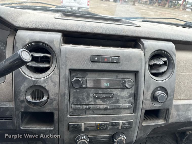 image for item DY8053 2010 Ford F150 pickup truck