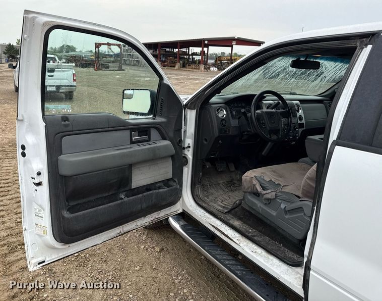 image for item DY8054 2014 Ford F150 SuperCab pickup truck