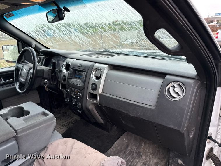 image for item DY8054 2014 Ford F150 SuperCab pickup truck