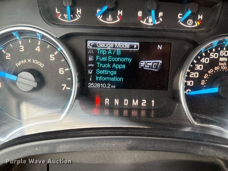 image for item DY8055 2014 Ford F150 SuperCab pickup truck